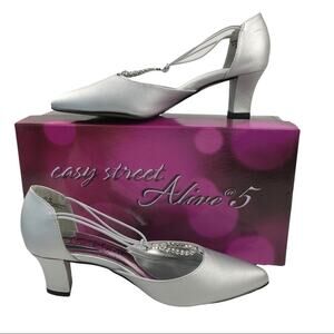 Easy Street Pump Moonlight Dress Shoes Silver Womens Size 6.5 M NWT